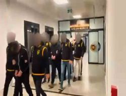 Telefon dolandırıcısı 5 şüpheli tutuklandı